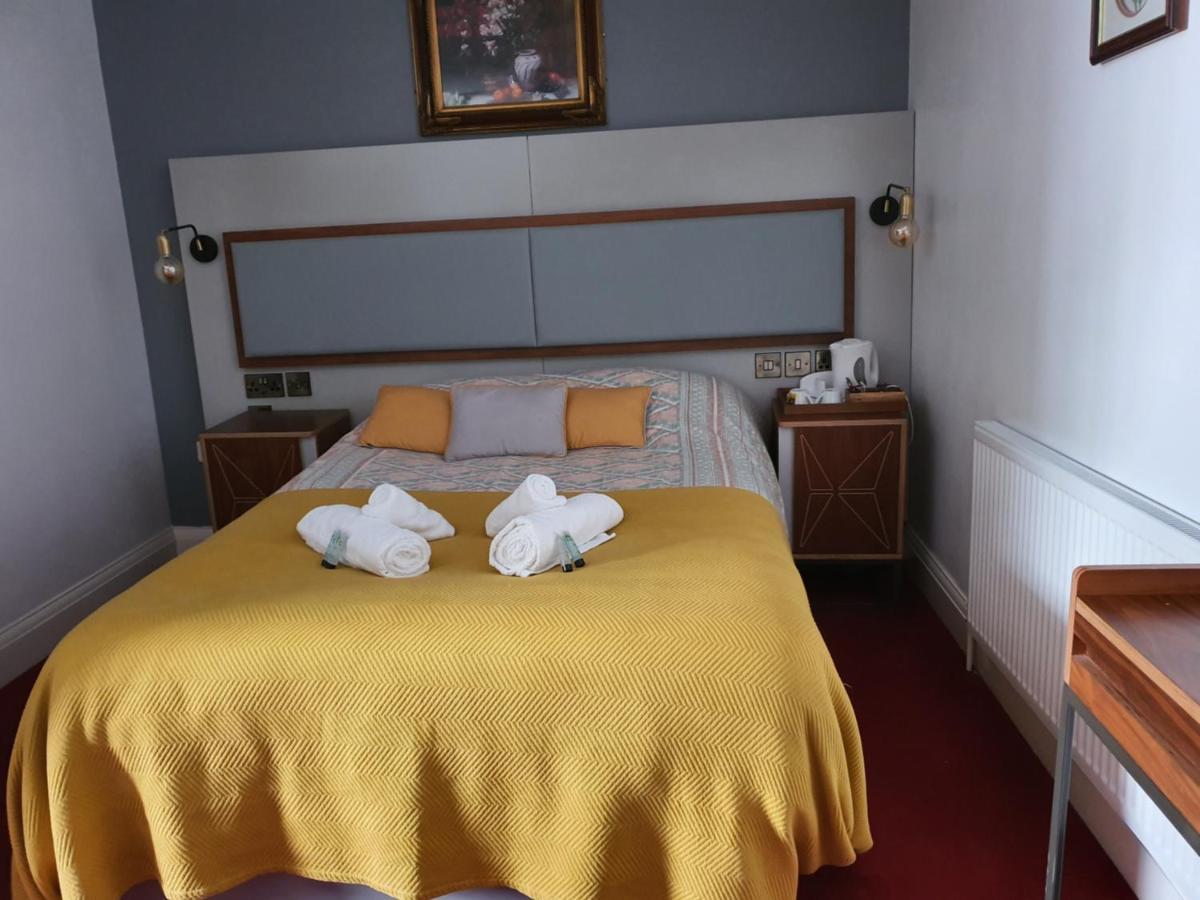 The Royal Oak Hotel Chapel en le Frith Zewnętrze zdjęcie